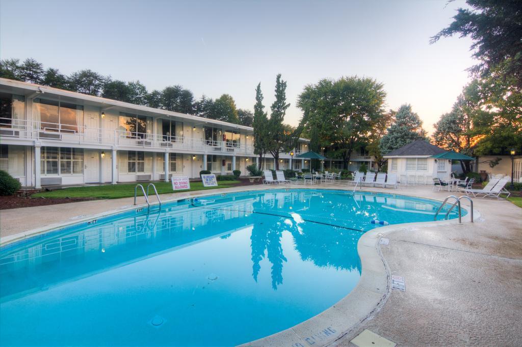 Phoenix Inn Of Greenville Extérieur photo